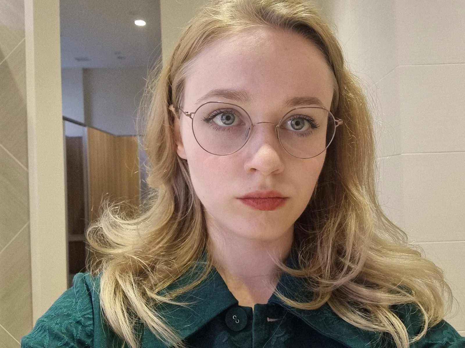 Yona — Ukraine model — based in Tokyo